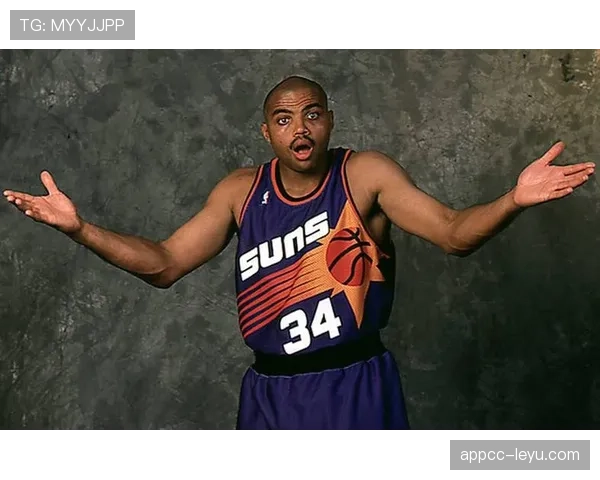 巴克利直言无冠大前仍难掩传奇光芒：篮球场上的不朽篇章