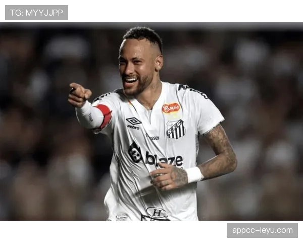 内马尔重返巴甲首战稳健发挥,助球队开启2025争冠征程 内马尔重返巴甲首战稳健发挥,助球队开启2025争冠征程