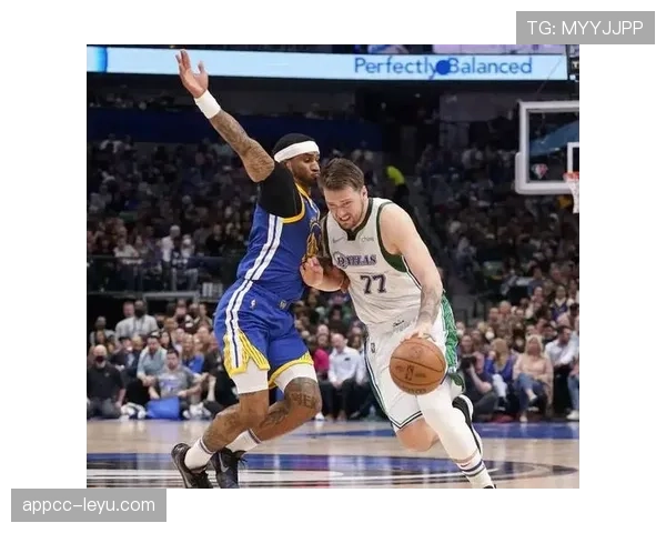 加里·佩顿利用防守制造对手失误，拉开内线得分空间提升球队攻防转换效率