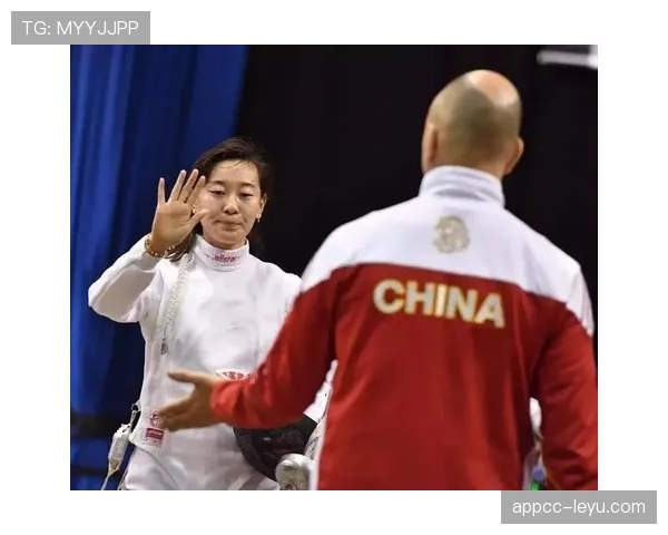 孙一文家里冰箱贴满训练计划，连喝水都要掐表